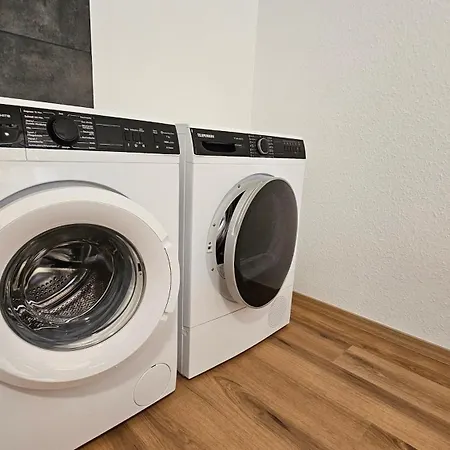 4 Rooms, Wifi, Free Parking, Fully Equipped * Herford