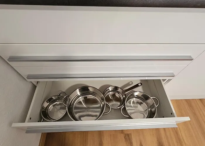 4 Rooms, Wifi, Free Parking, Fully Equipped *