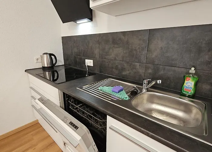 4 Rooms, Wifi, Free Parking, Fully Equipped