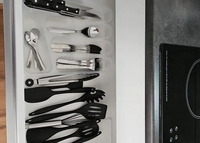 4 Rooms, Wifi, Free Parking, Fully Equipped * Herford